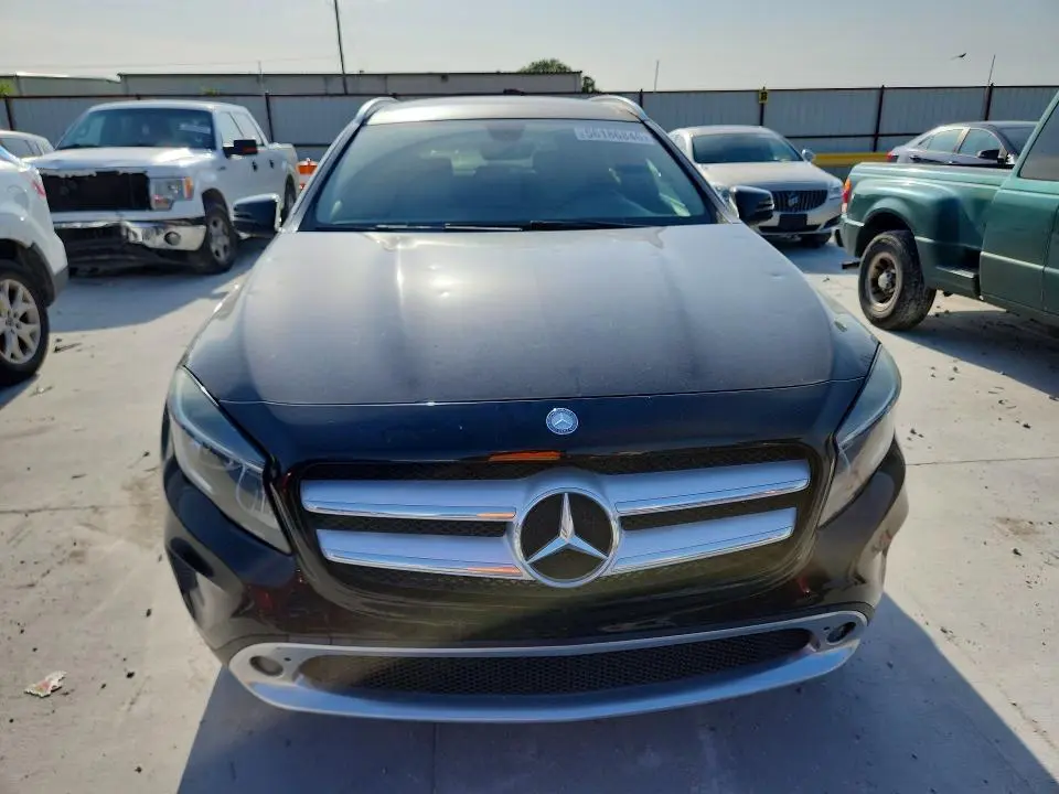 2015 MERCEDES-BENZ GLA 250  