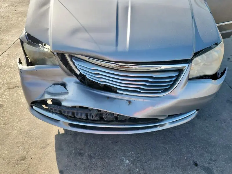 2013 CHRYSLER TOWN & COUNTRY TOURING L  