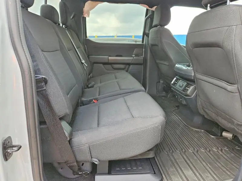 2024 FORD F150 XLT  
