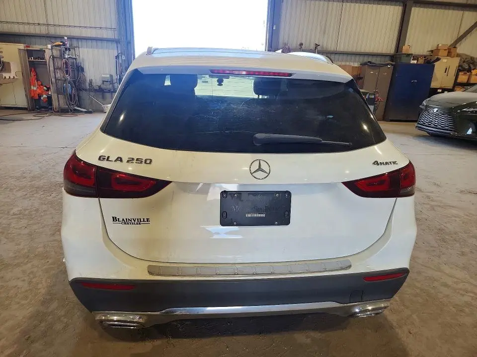 2021 MERCEDES-BENZ GLA 250 4MATIC  