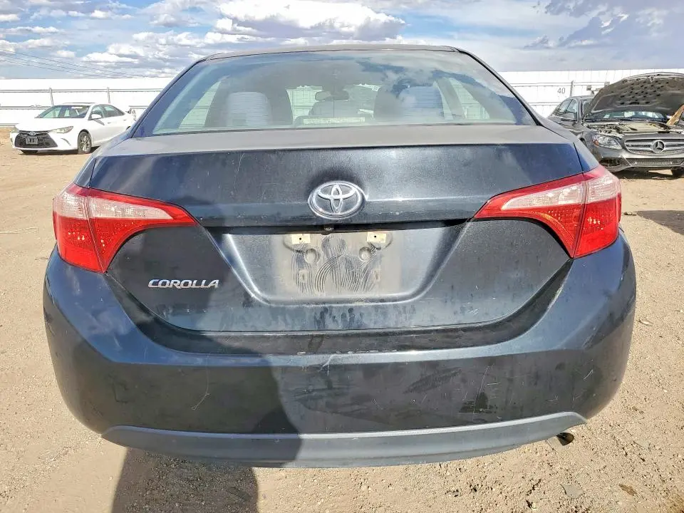 2018 TOYOTA COROLLA LE  
