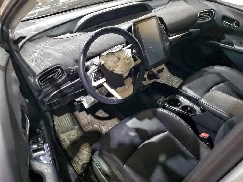 2017 TOYOTA PRIUS PRIME   