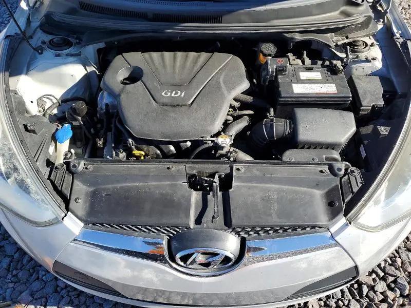 2012 HYUNDAI VELOSTER BASE  