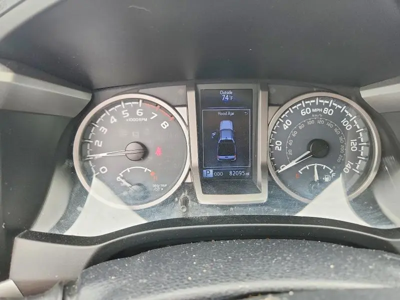 2017 TOYOTA TACOMA LIMITED  