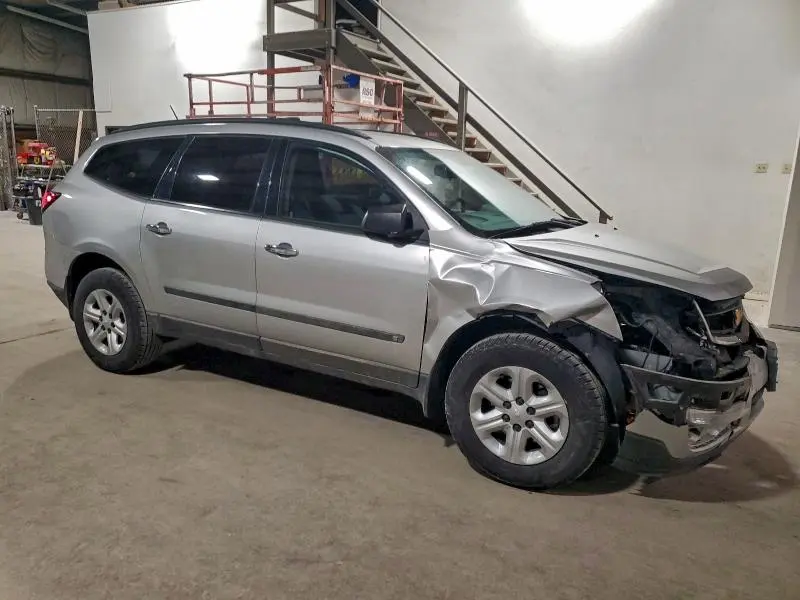 2015 CHEVROLET TRAVERSE LS  