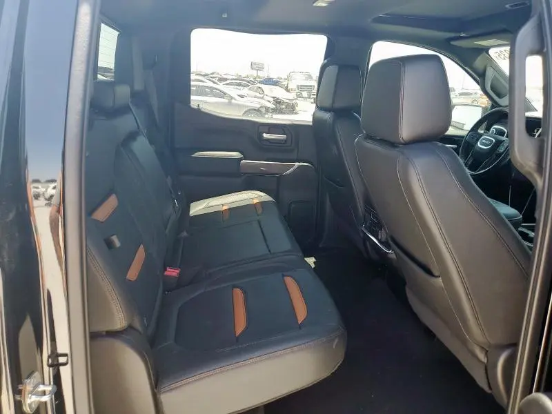 2021 GMC SIERRA K1500 AT4  
