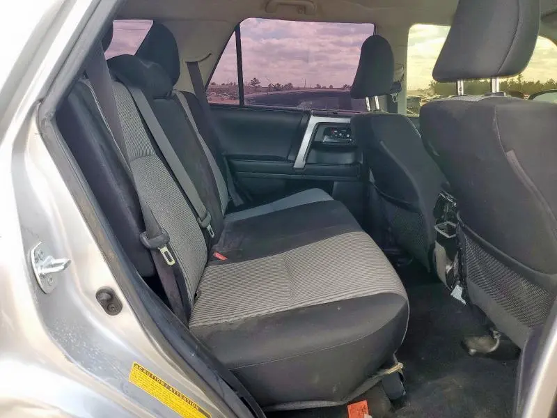 2021 TOYOTA 4RUNNER SR5  