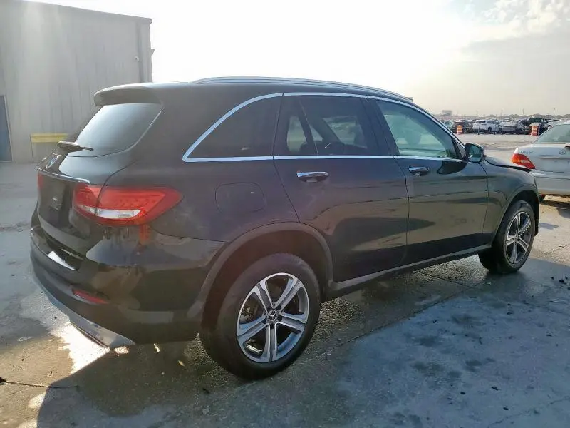 2019 MERCEDES-BENZ GLC 300  