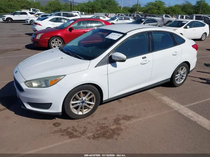 2015 FORD FOCUS SE