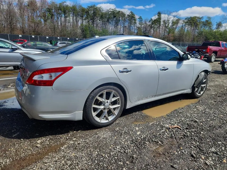 2011 NISSAN MAXIMA 3.5 S  