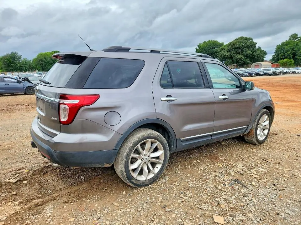 2012 FORD EXPLORER XLT  