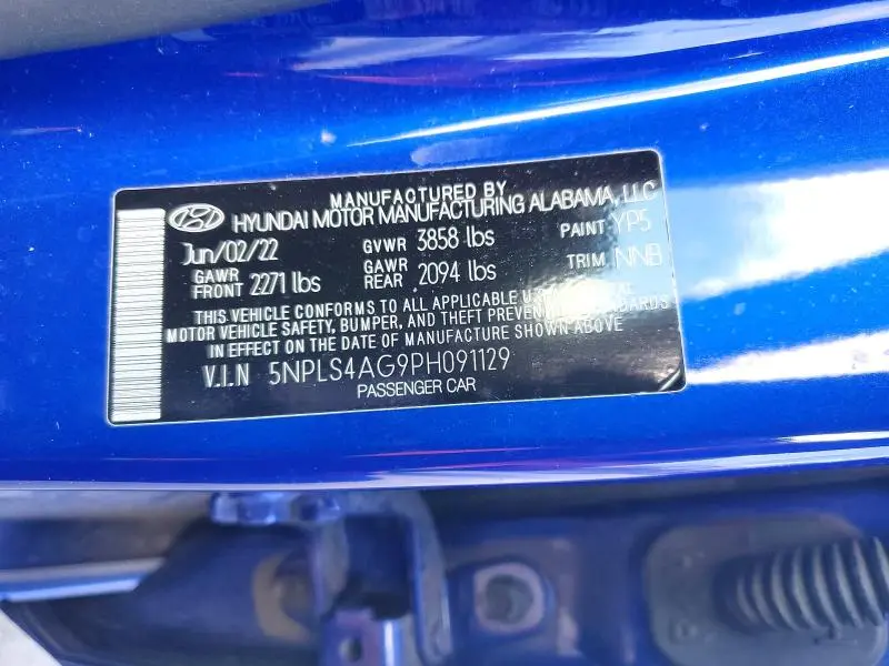 2023 HYUNDAI ELANTRA SEL  