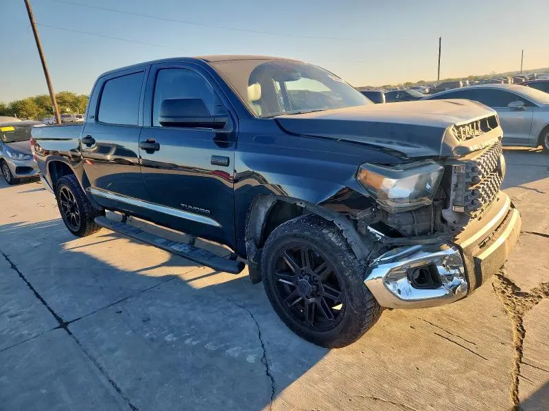 2020 TOYOTA TUNDRA CREWMAX SR5  