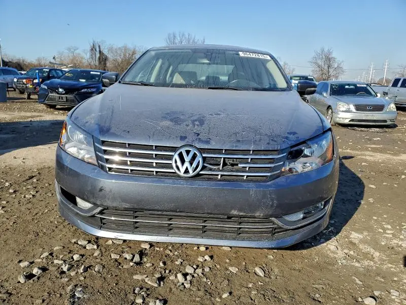 2013 VOLKSWAGEN PASSAT SEL  