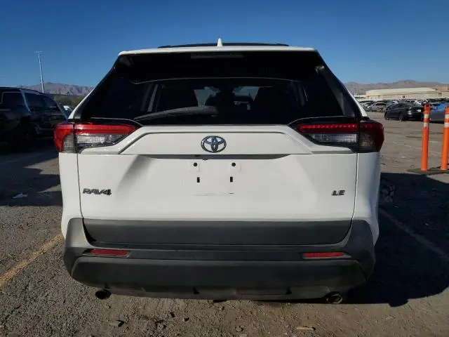 2020 TOYOTA RAV4 LE  