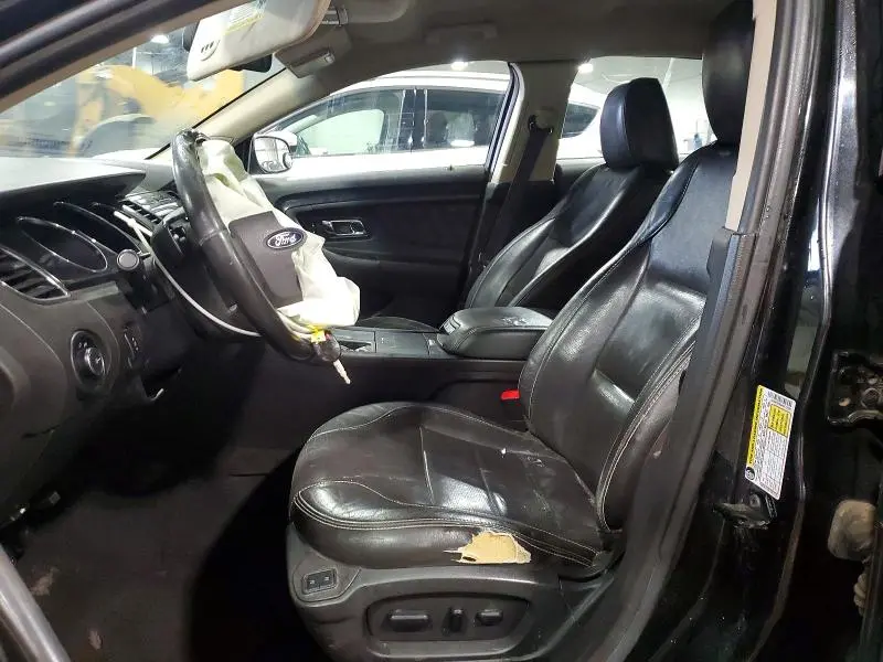 2010 FORD TAURUS LIMITED  