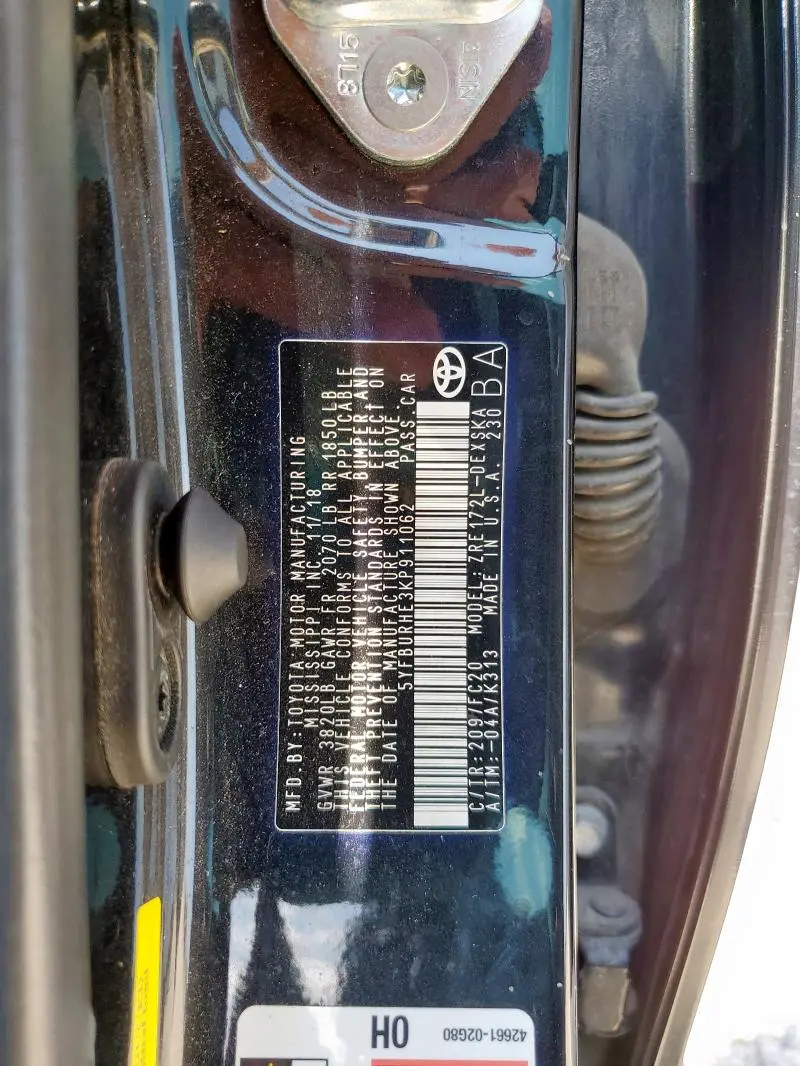 2019 TOYOTA COROLLA L  
