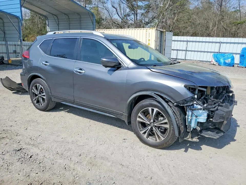 2020 NISSAN ROGUE SV  