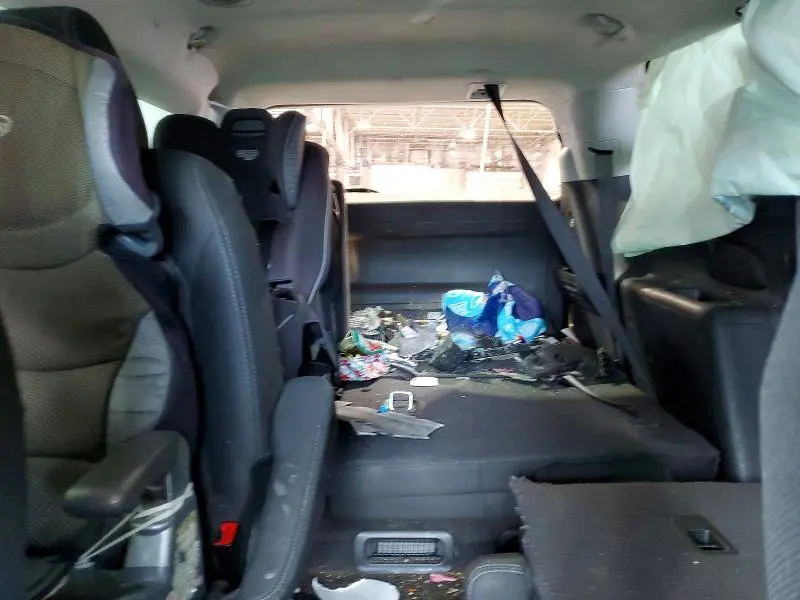 2014 GMC ACADIA SLE  
