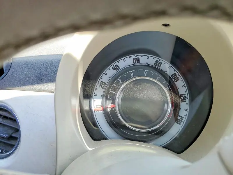 2015 FIAT 500 POP  