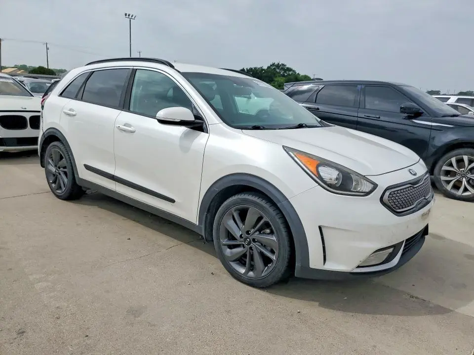 2017 KIA NIRO EX  