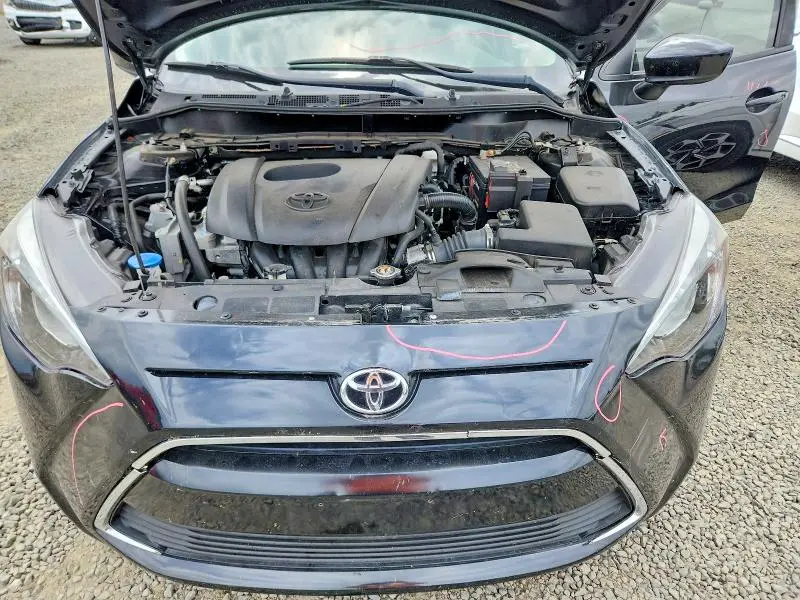 2017 TOYOTA YARIS IA BASE  