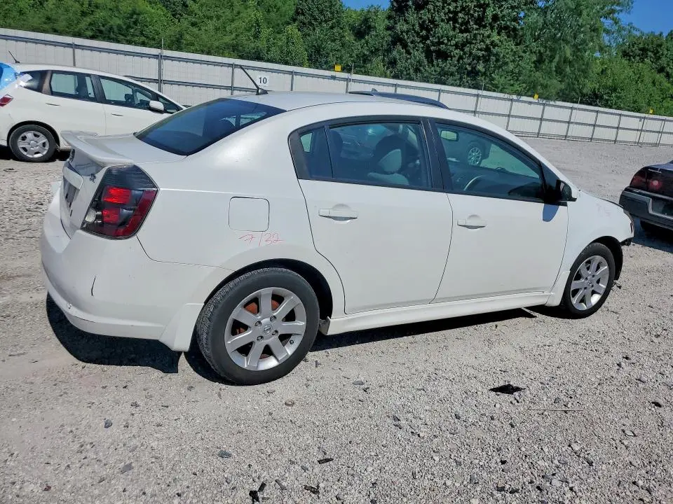 2011 NISSAN SENTRA 2.0  