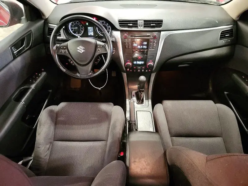 2013 SUZUKI KIZASHI SE  