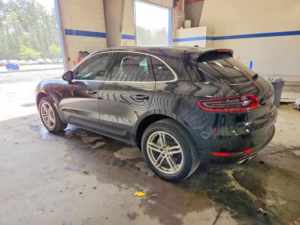 2015 PORSCHE MACAN S  
