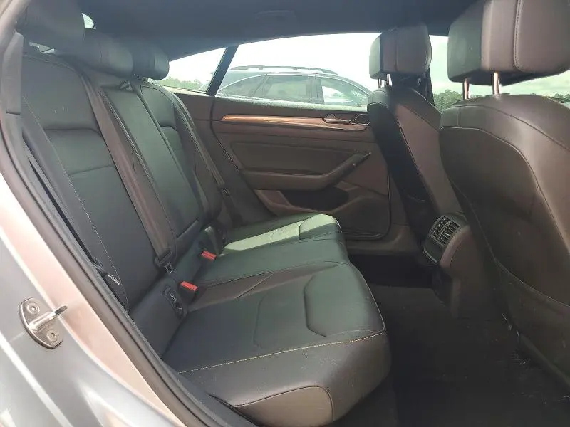 2019 VOLKSWAGEN ARTEON SE  