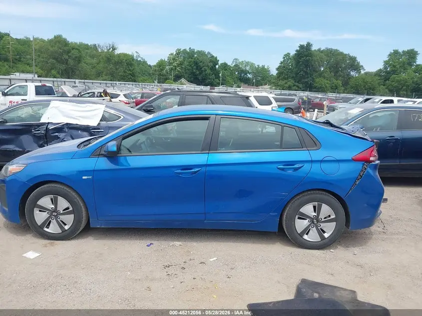 2018 HYUNDAI IONIQ HYBRID BLUE