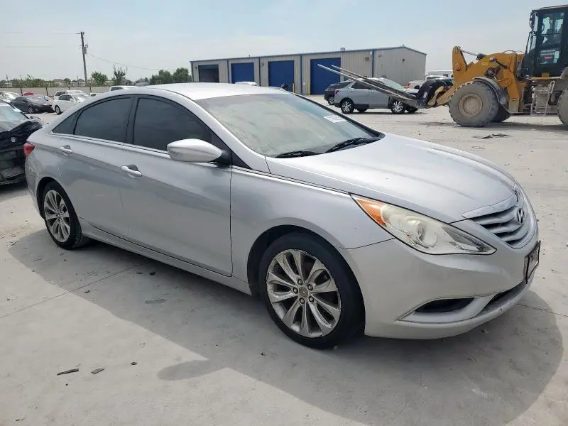 2012 HYUNDAI SONATA GLS  