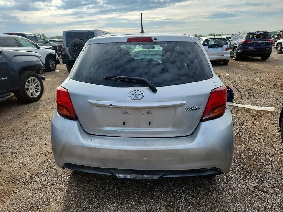 2016 TOYOTA YARIS 5-DOOR L  