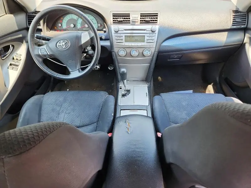 2010 TOYOTA CAMRY BASE  