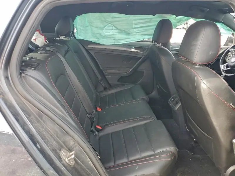 2018 VOLKSWAGEN GTI S/SE  