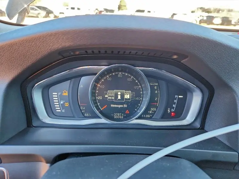 2017 VOLVO S60 PLATINUM  