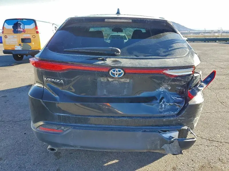 2021 TOYOTA VENZA LE  