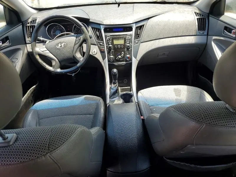 2011 HYUNDAI SONATA SE  