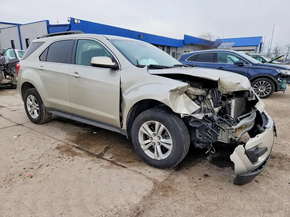 2015 CHEVROLET EQUINOX LT  