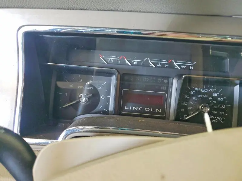 2011 LINCOLN NAVIGATOR L  