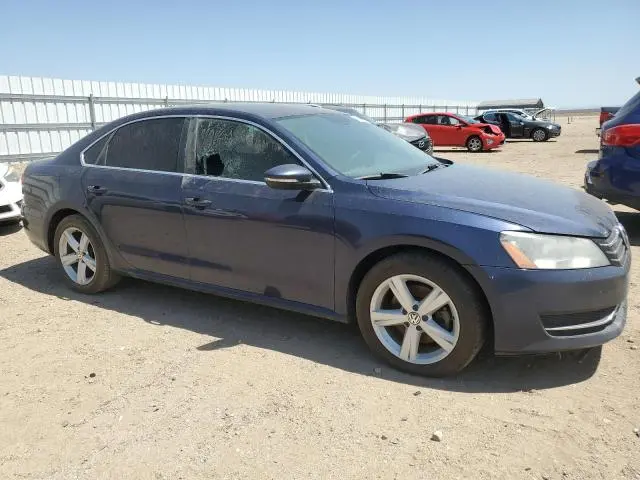 2012 VOLKSWAGEN PASSAT SE  