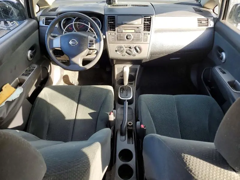 2011 NISSAN VERSA 1.8 S  