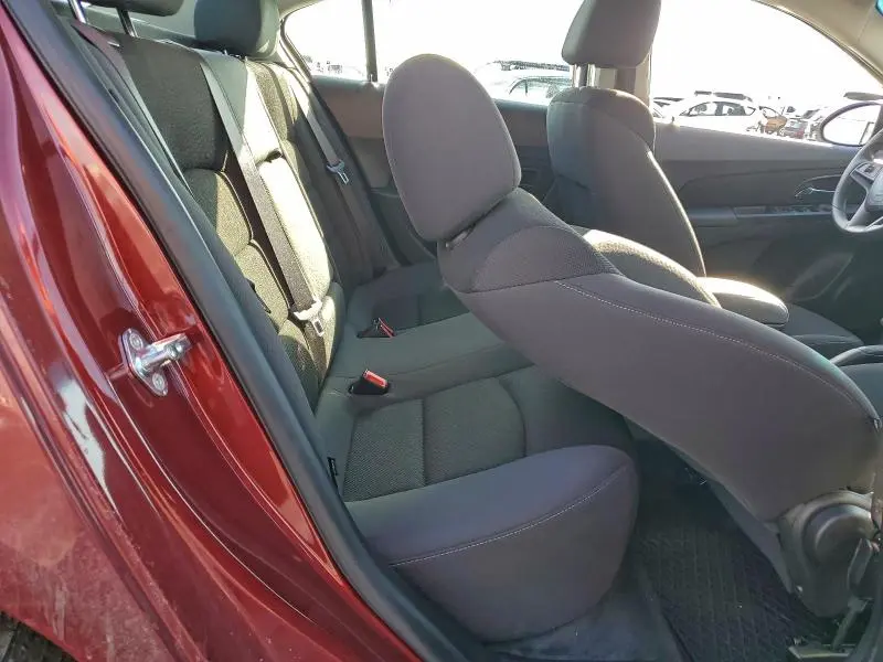 2015 CHEVROLET CRUZE LT  