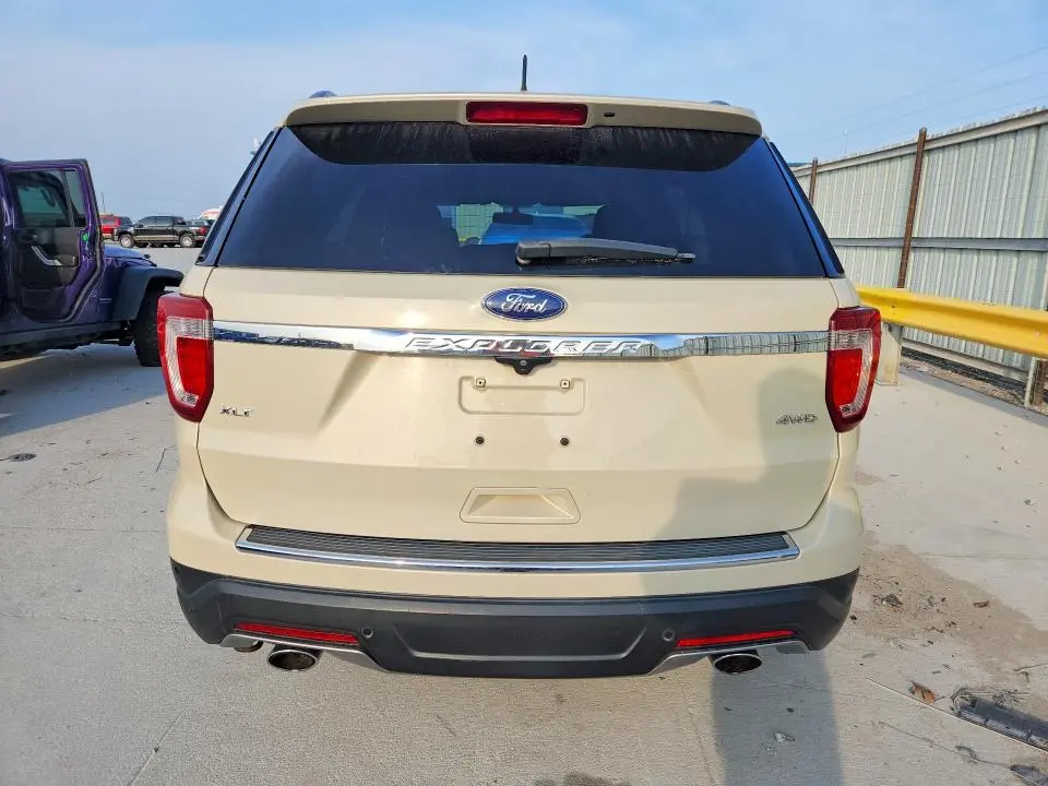 2018 FORD EXPLORER XLT  