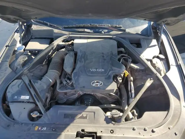 2016 HYUNDAI GENESIS 3.8L - ALL WHEEL DRIVE