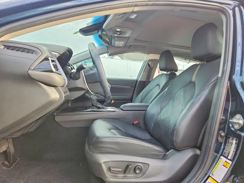 2018 TOYOTA CAMRY XLE  