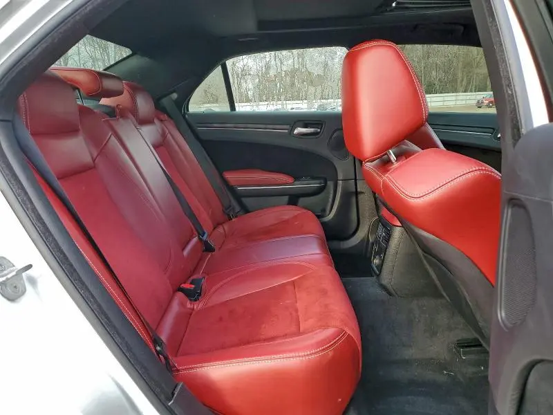 2012 CHRYSLER 300 SRT-8  
