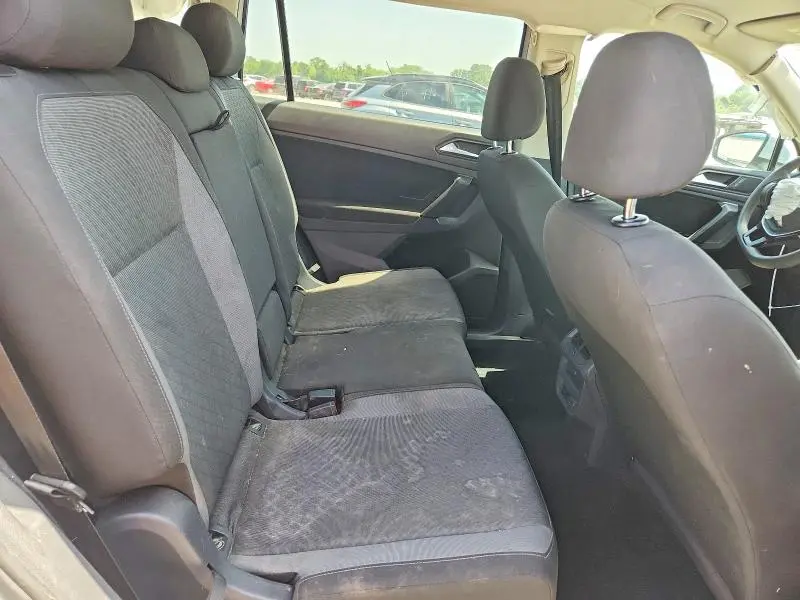 2019 VOLKSWAGEN TIGUAN S  