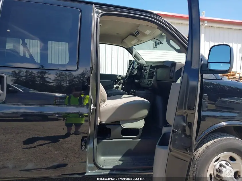 2018 CHEVROLET EXPRESS 2500 LS