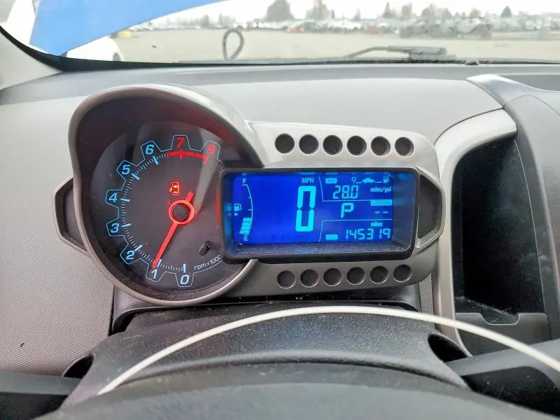 2016 CHEVROLET SONIC LT  